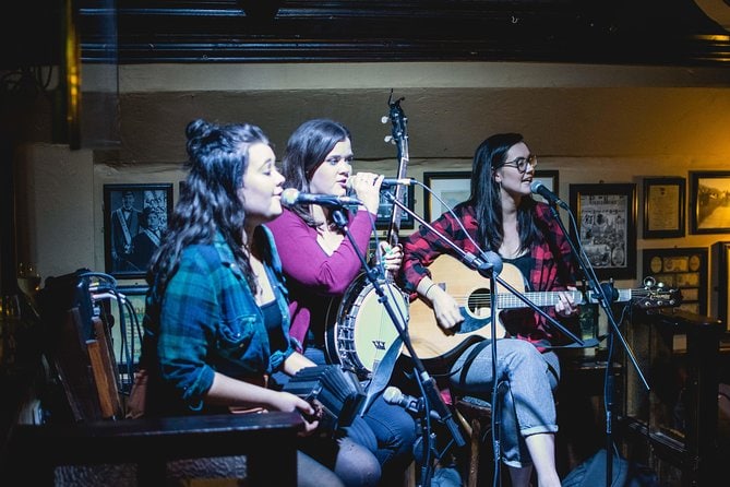 Famous Pubs in Dublin for a pint and some craic