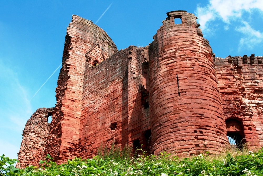the red stone Bothwell castle ruins in Scotland