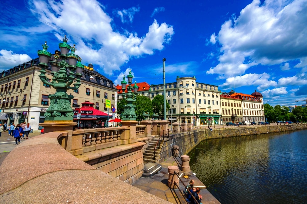  Beautiful scene of Gothia river in Gothenburg city downtown