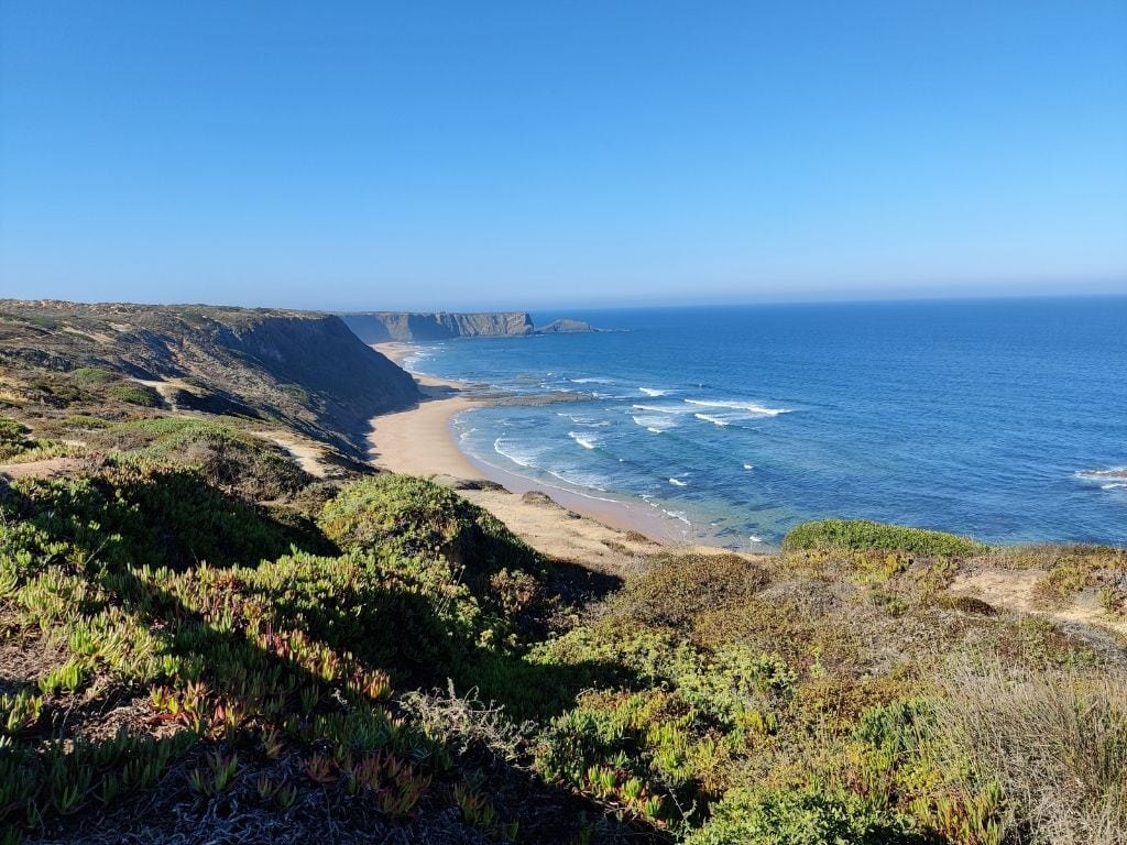 Pros and Cons of Living in Portugal: On the Algarve