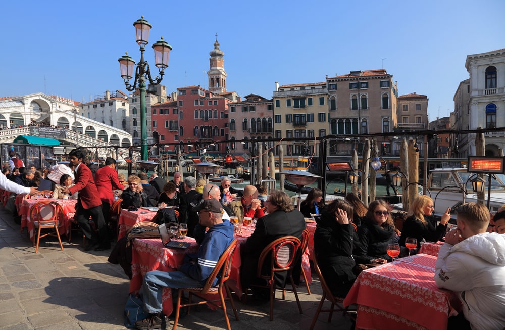 Eating in Italy: 26 Tips for Eating the Italian way