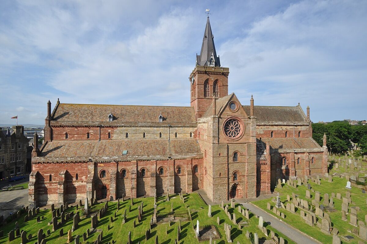 St Magnus church