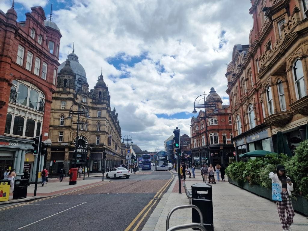 A Guide to the attractions and best things to do in Leeds