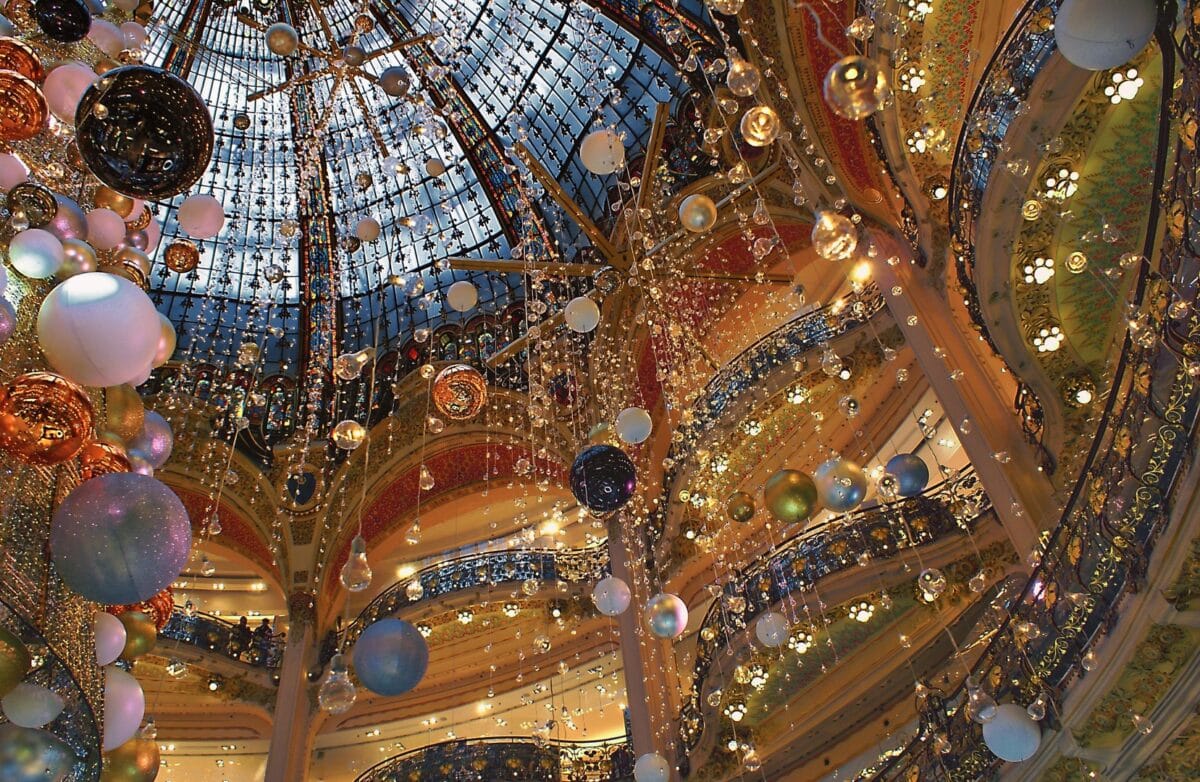 christmas in france galleries lafayette decorations going up to the ceiling