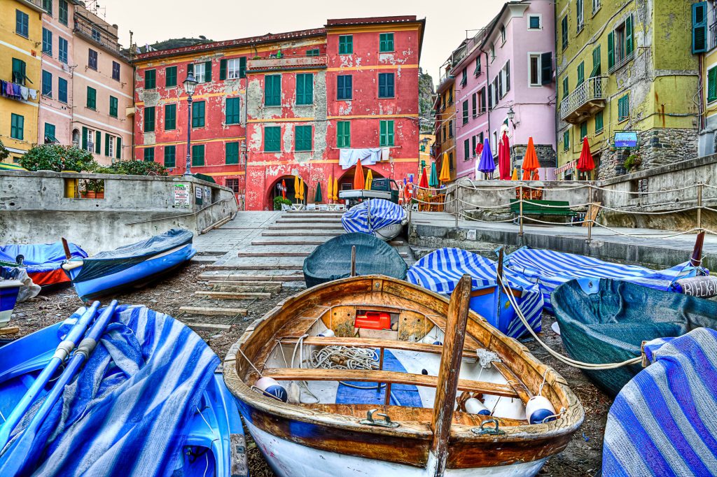 Vernazza fishing village Cinque terre (five lands) Liguria Italy