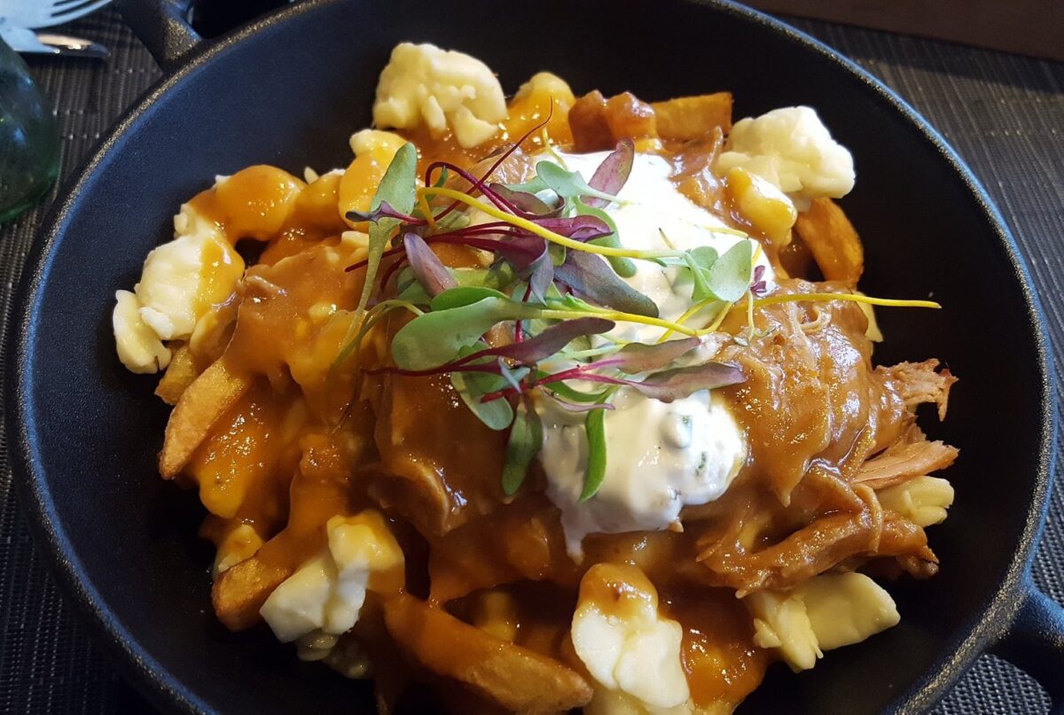 10-must-try-canadian-dishes-and-where-to-find-them